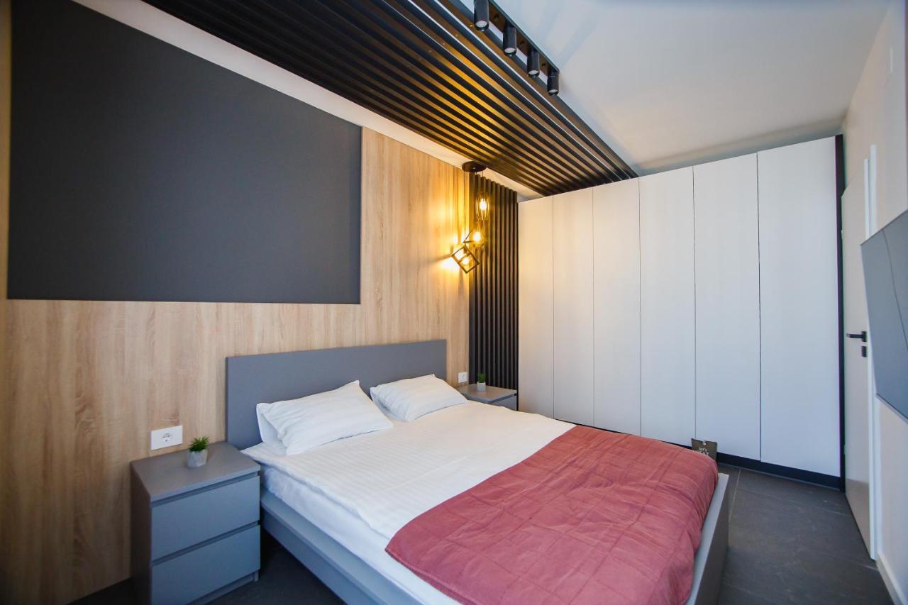 Duo Vibe Apartment Oradea Ngoại thất bức ảnh